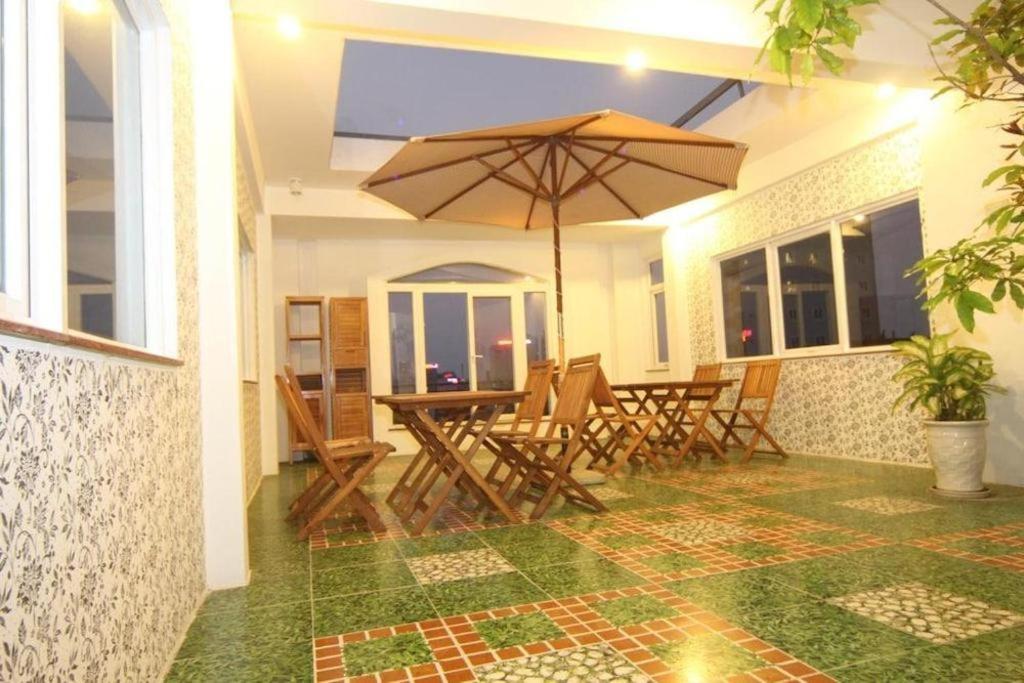 Omega Da Nang Beach Hotel Exterior foto