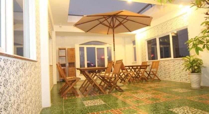 Omega Da Nang Beach Hotel Exterior foto